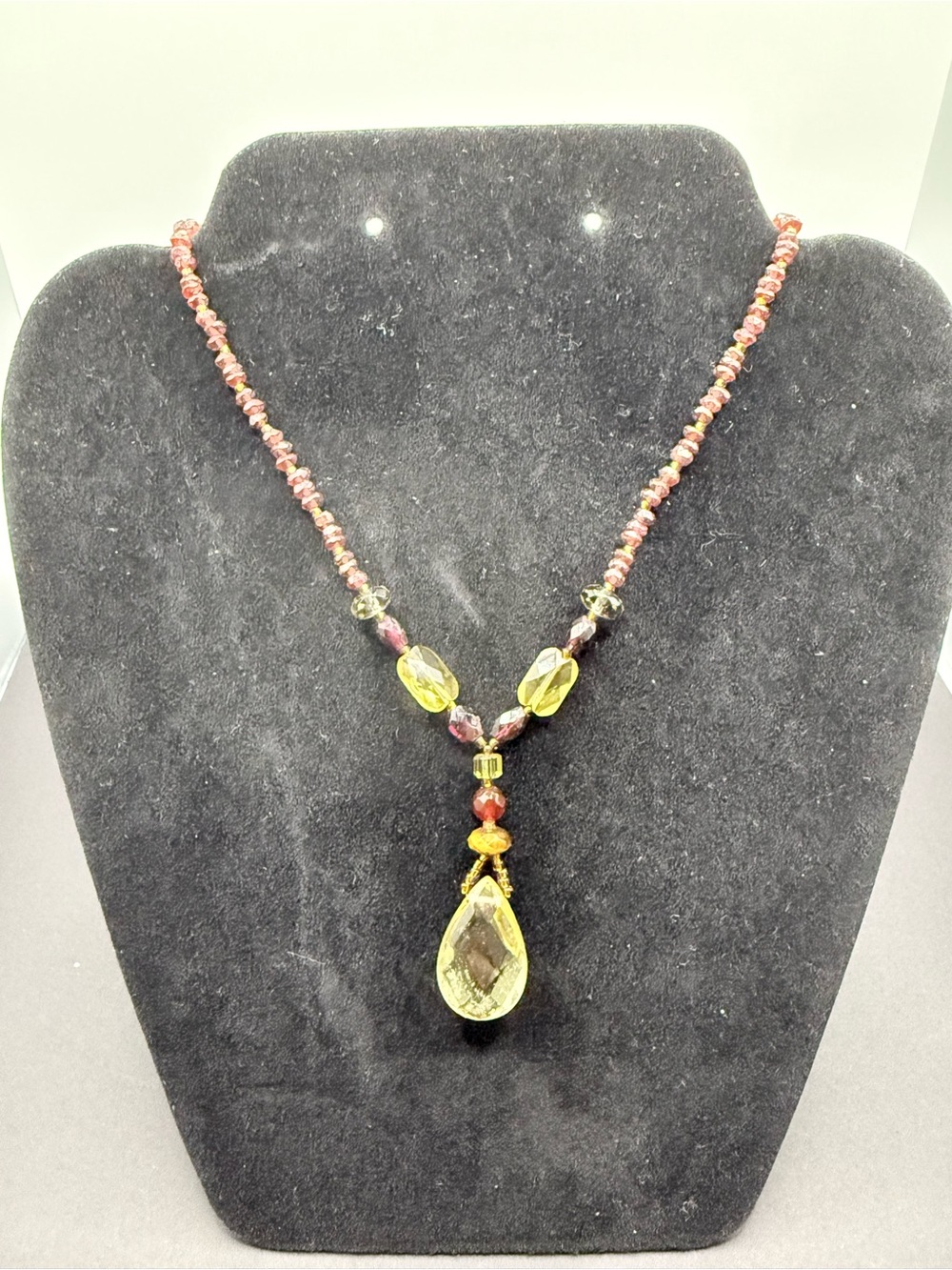 Yellow Teardrop Pendant Beaded Necklace - Women Jewelry